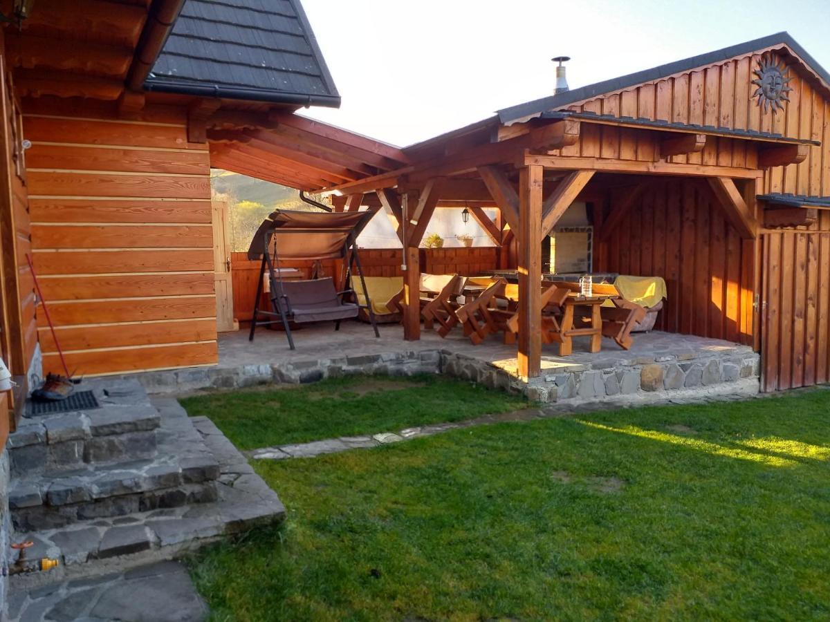 Drevenica Deni Villa Osturna Eksteriør bilde