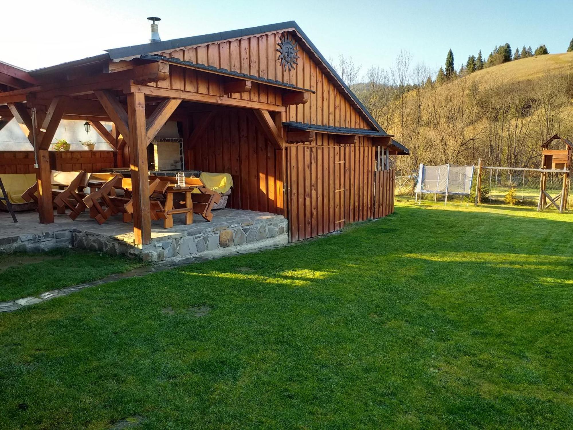 Drevenica Deni Villa Osturna Rom bilde
